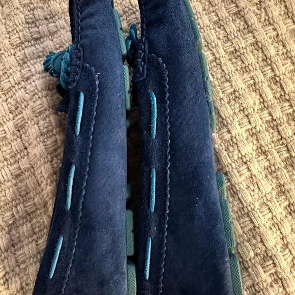 UGG Moccasins Women’s (Authentic) - Picture 6 of 11